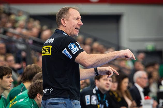 20 02 2026, xovx, Handball Daikin Handball Bundesliga, HSG Wetzlar SC DHfK Leipzig Coach Frank Carstens SC DHfK Leipzig Wetzlar Buderus Arena Hessen Germany EN
