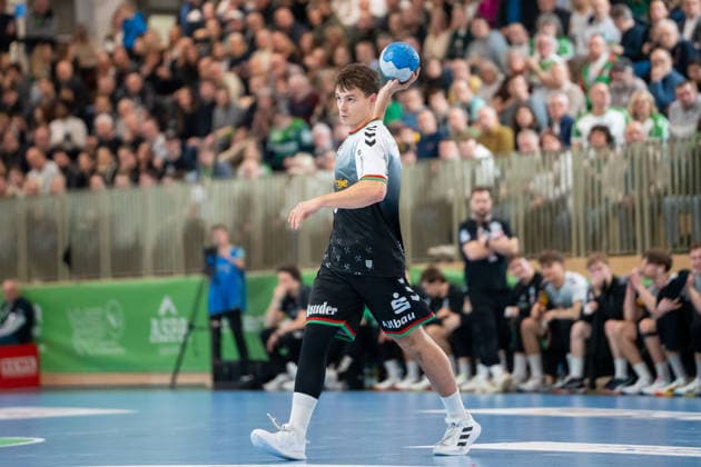 Handball I Men I Season 2025 2026 I 2 Bundesliga I 20 Matchday I HC Oppenweiler Backnang TUSEM Essen I 20 02 2026 Nils Homscheid 15, TUSEM Essen Backnang Murrtal Arena Baden Württemberg Germany Copyright: xLobeca MaxxPetershansx