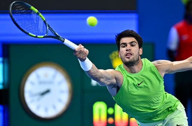 ATP, Tennis Herren Qatar Exxonmobil Open-semi-final Carlos Alcaraz of Spain competes against Andrey Rublev of Russia in the semi-final at the ATP men s Qatar ExxonMobil Open 2026 tennis tournament at the Khalifa International Tennis Complex in Doha, Qatar, on February 20, 2026. DOHA Qatar Copyright: xNOUSHADx
