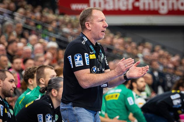 20 02 2026, xovx, Handball Daikin Handball Bundesliga, HSG Wetzlar SC DHfK Leipzig Coach Frank Carstens SC DHfK Leipzig Wetzlar Buderus Arena Hessen Germany EN