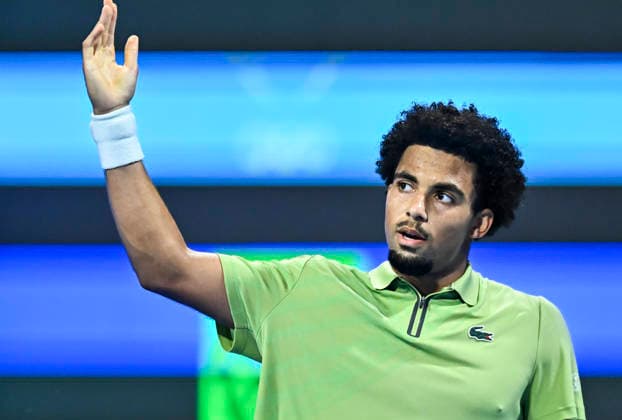 ATP, Tennis Herren Qatar Exxonmobil Open-semi-final Arthur Fils of France competes against Jakub Mensik of Czech Republic in the semi-final at the ATP men s Qatar ExxonMobil Open 2026 tennis tournament at the Khalifa International Tennis Complex in Doha, Qatar, on February 20, 2026. DOHA Qatar Copyright: xNOUSHADx