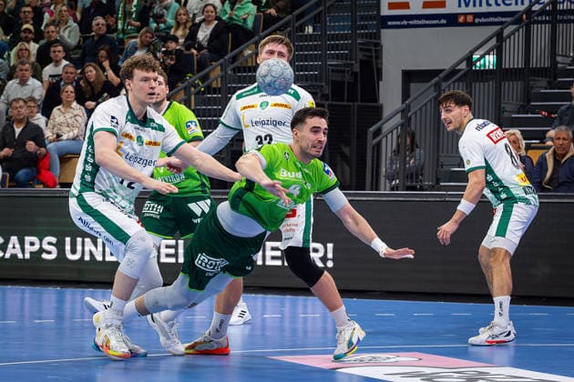 20 02 2026, xovx, Handball Daikin Handball Bundesliga, HSG Wetzlar SC DHfK Leipzig v l Tim Hertzfeld SC DHfK Leipzig , Dominik Mappes HSG Wetzlar , Franz Semper SC DHfK Leipzig , Filip Vistorop HSG Wetzlar , Lucas Krzikalla SC DHfK Leipzig Wetzlar Buderus Arena Hessen Germany EN