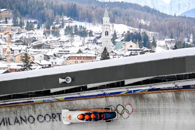 OLYMPICS - Winter Olympic Games, Olympische Spiele, Olympia, OS Milano Cortina 2026 CORTINA D AMPEZZO,ITALY,21.FEB.26 - OLYMPICS, BOBSLEIGH - Winter Olympic Games Milano Cortina 2026, 4-man, heat 1 and 2, men. Image shows Dave Wesselink, Janko Franjic, Jelen Franjic and Timme Koster (NED).  GEPAxpictures xAlexanderxSolc