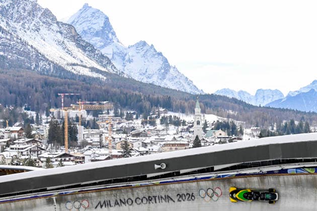 OLYMPICS - Winter Olympic Games, Olympische Spiele, Olympia, OS Milano Cortina 2026 CORTINA D AMPEZZO,ITALY,21.FEB.26 - OLYMPICS, BOBSLEIGH - Winter Olympic Games Milano Cortina 2026, 4-man, heat 1 and 2, men. Image shows Shane Pitter, Junior Harris, Tyquendo Tracey and Joel Fearon (JAM).  GEPAxpictures xAlexanderxSolc