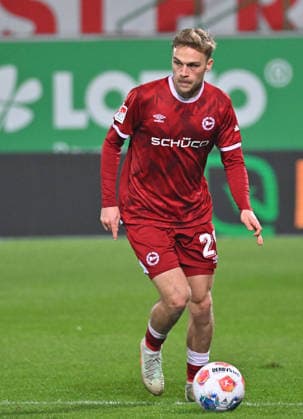 20 02 2026 Soccer Season 2025 2026 2 Soccer Bundesliga 23 Matchday SpVgg Greuther Fürth Kleeblatt SGF DSC Arminia Bielefeld Sportfoto Zink MeZi xmexzix DFL regulations prohibit any use of photographs as image sequences and or quasi video only for editorial use Tim Handwerker 29, Arminia Bielefeld Freisteller Einzelbild