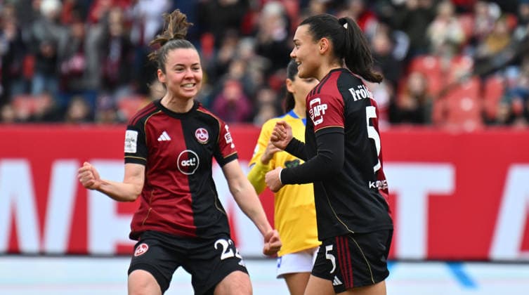 21 02 2026 Soccer season 2025 2026 1 Google Pixel Women Bundesliga 19 Matchday 1 FC Nürnberg FCN Club Clubfrauen FC Carl Zeiss Jena Sportfoto Zink xwoxzix Goal celebration Joy after goal Goal shot to 1 0 by Clara Fröhlich Froehlich 5, 1 FC Nürnberg FCN Julia Pollak 22, 1 FC Nürnberg FCN Clara Fröhlich Froehlich 5, 1 FC Nürnberg FCN