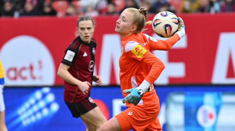 21 02 2026 Soccer Season 2025 2026 1 Google Pixel Women Bundesliga 19 Matchday 1 FC Nürnberg FCN Club Clubfrauen FC Carl Zeiss Jena Sportfoto Zink xwoxzix Jasmin Janning 1, FC Carl Zeiss Jena