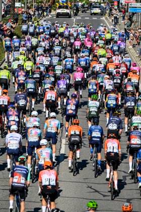 Volta Algarve 2026 Stage 4 LAGOS, PORTUGAL - FEBRUARY 21 : Illustration picture of the peloton during stage 4 of the 52th edition of Volta Algarve an UCI ProSeries 2.Pro cycling road race stage for Men Elite of 175.1 km with start in Albufeira and finish in Lagos on February 21, 2026 in Lagos, Portugal, 21 02 2026 ( Motordriver Guy De Vuyst - Lagos Portugal  Copyright: xNicoxVereeckenx