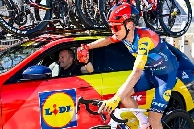 Volta Algarve 2026 Stage 4 LAGOS, PORTUGAL - FEBRUARY 21 : Kamna Lennard (GER) of Lidl - Trek with the team car during stage 4 of the 52th edition of Volta Algarve an UCI ProSeries 2.Pro cycling road race stage for Men Elite of 175.1 km with start in Albufeira and finish in Lagos on February 21, 2026 in Lagos, Portugal, 21 02 2026 ( Motordriver Guy De Vuyst - Lagos Portugal  Copyright: xNicoxVereeckenx