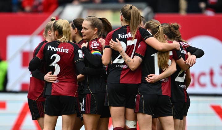 21 02 2026 Soccer season 2025 2026 1 Google Pixel Women Bundesliga 19 Matchday 1 FC Nuremberg FCN Club Clubfrauen FC Carl Zeiss Jena Sportfoto Zink xwoxzix Goal celebration Joy after goal Goal shot to 2 0 by Luisa Guttenberger 4, 1 FC Nuremberg FCN
