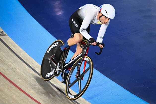 2026 British Cycling Lloyds National Track Championships Picture by Olly Hassell SWpix.com - 21 02 2026 - 2026 British Cycling Lloyds National Track Championships - National Cycling Centre, Manchester, England - Men™s Elimination Race Qualifying Heat 2 - William Perrett (DAS Richardsons) Copyright: x xSWpix.comx(t axPhotographyxHubxLtd)xOllyxHassell SWpix.comx SWP-3203-0538
