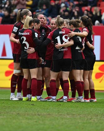21 02 2026 Soccer season 2025 2026 1 Google Pixel Women Bundesliga 19 Matchday 1 FC Nuremberg FCN Club Clubfrauen FC Carl Zeiss Jena Sportfoto Zink xwoxzix Goal celebration Joy after goal Goal shot to 3 0 by Emöke Emoeke Papai 15, 1 FC Nuremberg FCN