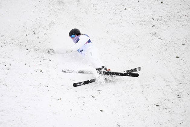 2026 WINTER Olympic Games, Olympische Spiele, Olympia, OS Abbey Willcox of Australia crashes on her second jump during the Mixed Team Aerials finals at the Livigno Aerials and Moguls Park on day 15 of the 2026 Milano Cortina Winter Olympic Games in Livigno, Italy, Saturday, February 21, 2026. ( NO ARCHIVING, EDITORIAL USE ONLY LIVIGNO SONDRIO ITALY  Copyright: xDANxHIMBRECHTSx 20260221167284240159