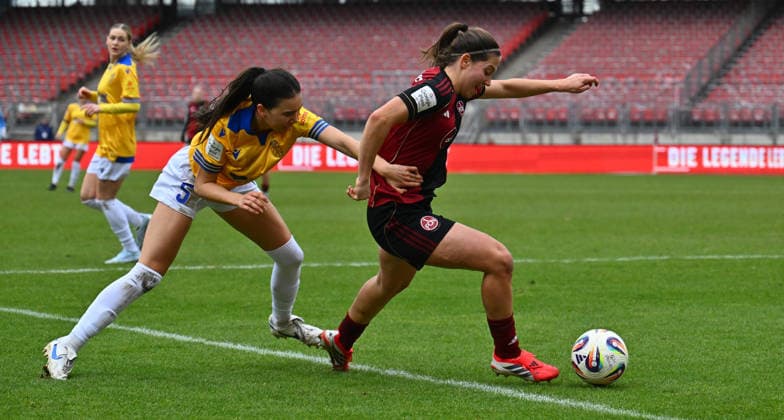 21 02 2026 Soccer Season 2025 2026 1 Google Pixel Women Bundesliga 19 Matchday 1 FC Nürnberg FCN Club Clubfrauen FC Carl Zeiss Jena Sportfoto Zink xwoxzix Suya Haering 5, FC Carl Zeiss Jena Laura Miller 9, 1 FC Nürnberg FCN