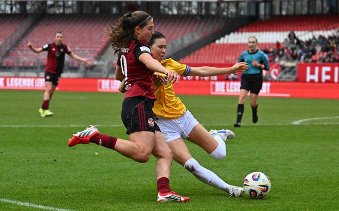 21 02 2026 Soccer Season 2025 2026 1 Google Pixel Women Bundesliga 19 Matchday 1 FC Nürnberg FCN Club Clubfrauen FC Carl Zeiss Jena Sportfoto Zink xwoxzix Laura Miller 9, 1 FC Nürnberg FCN Suya Haering 5, FC Carl Zeiss Jena