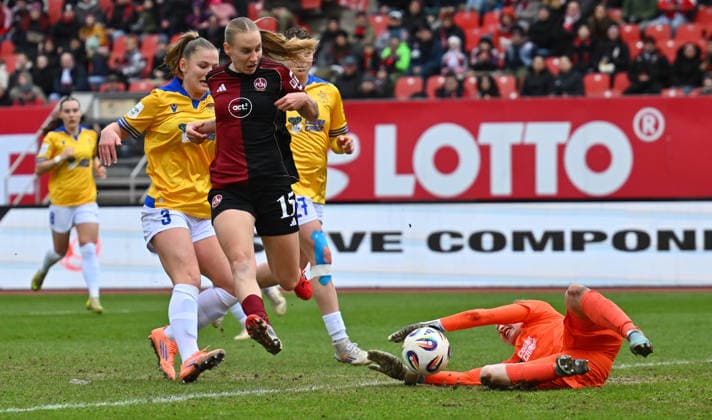 21 02 2026 Soccer Season 2025 2026 1 Google Pixel Women Bundesliga 19 Matchday 1 FC Nürnberg FCN Club Clubfrauen FC Carl Zeiss Jena Sportfoto Zink xwoxzix Emöke Emoeke Papai 15, 1 FC Nürnberg FCN vs Toma Ihlenburg 3, FC Carl Zeiss Jena Jasmin Janning 1, FC Carl Zeiss Jena