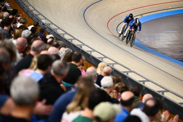 2026 British Cycling Lloyds National Track Championships Picture by Olly Hassell SWpix.com - 21 02 2026 - 2026 British Cycling Lloyds National Track Championships - National Cycling Centre, Manchester, England - Sprint - M Para B Qualifying - ESV Manchester Copyright: x xSWpix.comx(t axPhotographyxHubxLtd)xOllyxHassell SWpix.comx SWP-3203-0559