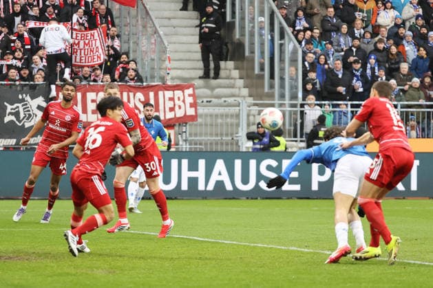 21 02 2026, xtvx, Soccer 2 Bundesliga, SV Darmstadt 98 Fortuna Duesseldorf v l Goal scored, Goal to 1 0 Fraser Hornby SV Darmstadt 98 DFL DFB REGULATIONS PROHIBIT ANY USE OF PHOTOGRAPHS as IMAGE SEQUENCES and or QUASI VIDEO Darmstadt