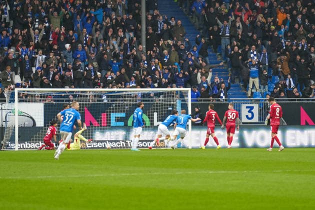 2 Bundesliga SV Darmstadt 98 vs Fortuna Düsseldorf, Merck Stadion am Böllenfalltor, 21 02 2026 Goal for 1 0 for Darmstadt 98 by Fraser Hornby SV Darmstadt 98, 9 Goal celebration 2 Bundesliga SV Darmstadt 98 vs Fortuna Düsseldorf, Merck Stadion am Böllenfalltor, 21 02 2026 DFB DFL REGULATIONS PROHIBIT ANY USE OF PHOTOGRAPHS AS IMAGE SEQUENCES AND OR QUASI VIDEO Copyright: xBEAUTILUSxSPORTS Hillx