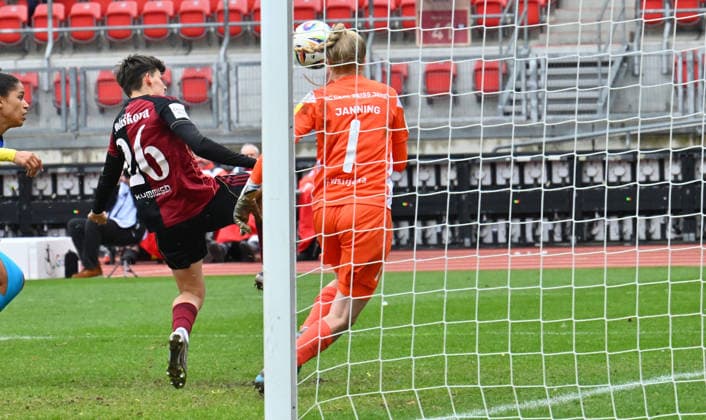 21 02 2026 Soccer Season 2025 2026 1 Google Pixel Women Bundesliga 19 Matchday 1 FC Nuremberg FCN Club Clubfrauen FC Carl Zeiss Jena Sportfoto Zink xwoxzix Aneta Polaskova 26, 1 FC Nuremberg FCN scores Goal Goal Shot for 5 0 against Jasmin Janning 1, FC Carl Zeiss Jena