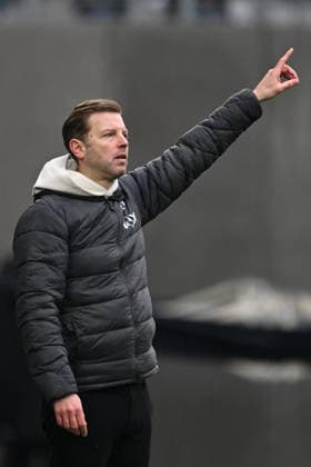 Florian Kohfeldt SV Darmstadt 1898, Coach gesticulates, GER, SV Darmstadt 98 vs Fortuna Düsseldorf, Football, 2 Bundesliga, 23 Matchday, Season 2025 2026, 21 02 2026 DFL regulations prohibit any use of photographs as image sequences and or quasi video GER, SV Darmstadt 98 vs Fortuna Düsseldorf, Football, 2 Bundesliga, 23 Matchday, Season 2025 2026, 21 02 2026 Darmstadt Copyright: xEibner-Pressefoto FlorianxWiegandx EP_FWD
