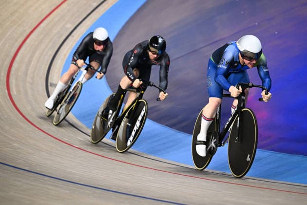 2026 British Cycling Lloyds National Track Championships Picture by Olly Hassell SWpix.com - 21 02 2026 - 2026 British Cycling Lloyds National Track Championships - National Cycling Centre, Manchester, England - Sprint - M Para B Qualifying - Team 60x12 Copyright: x xSWpix.comx(t axPhotographyxHubxLtd)xOllyxHassell SWpix.comx SWP-3203-0578
