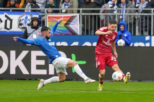 2 Bundesliga SV Darmstadt 98 vs Fortuna Düsseldorf, Merck Stadion am Böllenfalltor, 21 02 2026 Cross by Florent Muslija Fortuna Düsseldorf, 24 2 Bundesliga SV Darmstadt 98 vs Fortuna Düsseldorf, Merck Stadion am Böllenfalltor, 21 02 2026 DFB DFL REGULATIONS PROHIBIT ANY USE OF PHOTOGRAPHS AS IMAGE SEQUENCES AND OR QUASI VIDEO Copyright: xBEAUTILUSxSPORTS Hillx