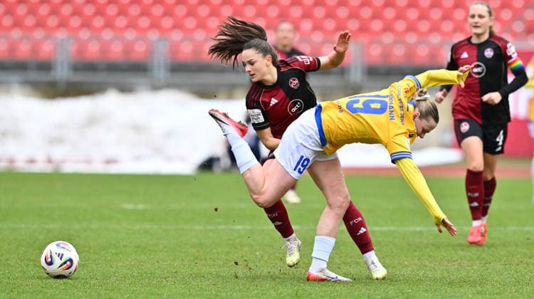 21 02 2026 Soccer Season 2025 2026 1 Google Pixel Women Bundesliga 19 Matchday 1 FC Nürnberg FCN Club Clubfrauen FC Carl Zeiss Jena Sportfoto Zink xwoxzix Sanja Homann 19, 1 FC Nürnberg FCN Hannah Lehmann 19, FC Carl Zeiss Jena