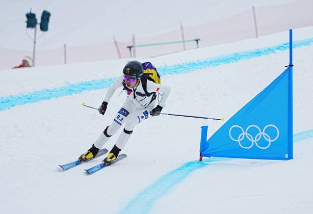 (260221) -- BORMIO, Feb. 21, 2026 -- Bu Luer of China competes during the ski mountaineering mixed relay event at the Milan-Cortina 2026 Olympic Winter games, Winterspiele,Spiele, Summer games in Bormio, Italy, Feb. 21, 2026. ) (MICO2026)ITALY-BORMIO-OLYMPIC WINTER GAMES-SKI MOUNTAINEERING-MIXED RELAY YanxLinyun 