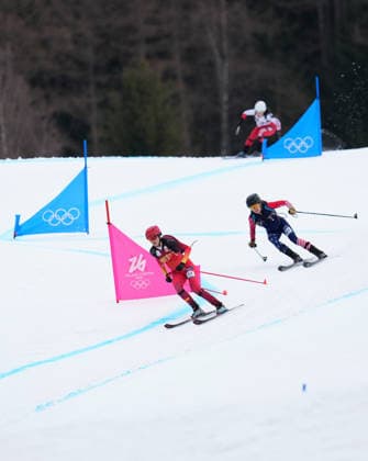 (260221) -- BORMIO, Feb. 21, 2026 -- Ana Alonso Rodriguez (1st, L) of Spain and Anna Gibson (2nd, L) of the United States compete during the ski mountaineering mixed relay event at the Milan-Cortina 2026 Olympic Winter games, Winterspiele,Spiele, Summer games in Bormio, Italy, Feb. 21, 2026. ) (MICO2026)ITALY-BORMIO-OLYMPIC WINTER GAMES-SKI MOUNTAINEERING-MIXED RELAY HuxHuhu 