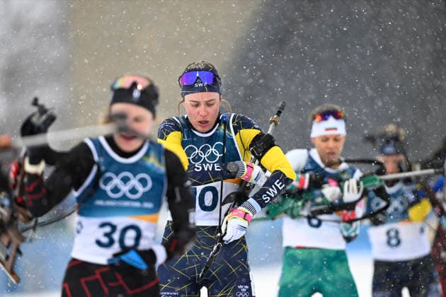 ANTERSELVA, ITALY 20260221 Linn Gestblom and Elvia Öberg during the women s 12.5 km mass start in biathlon in Anterselva during the Winter Olympics in Milan Cortina, Italy. *** The image is included in the SPORTS PACKAGE. For others PAID IMAGE *** ANTERSELVA ITALY x10050x *** ANTERSELVA, ITALY 20260221 Linn Gestblom and Elvia Öberg during the women s 12 5 km mass start in biathlon in Anterselva during the Winter Olympics in Milan Cortina, Italy The image is included in the SPORTS PACKAGE For others PAID IMAGE ANTERSELVA ITALY x10050x  Copyright: xPontusxLundahl TTx 2026 OLYMPICS BIATHING WOMEN S MASS START 12.5KM