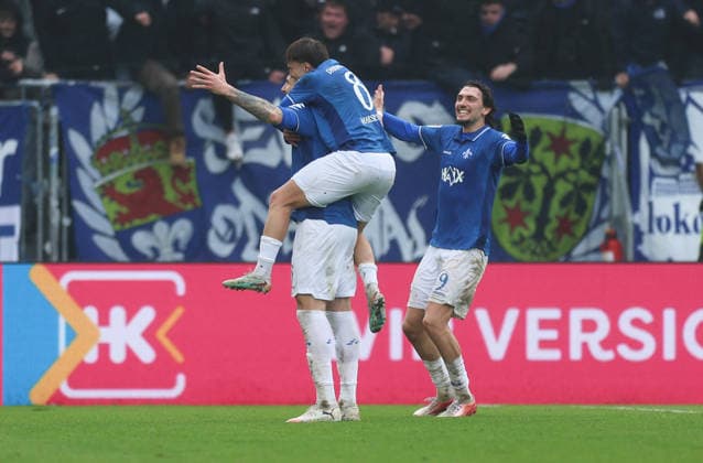 21 02 2026, Football 2 Bundesliga, SV Darmstadt 98 Fortuna Düsseldorf, emonline, emspor, despor, v l , Goal celebration, celebrate the goal by Matej Maglica SV Darmstadt 98 , Goal celebration, celebrate the goal DFL DFB REGULATIONS PROHIBIT ANY USE OF PHOTOGRAPHS AS IMAGE SEQUENCES AND OR QUASI VIDEO xdcx Copyright: HMBxMedia Claus