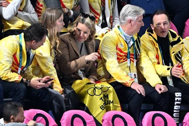 BOIC-COIB CEO Cedric Van Branteghem, Princess Eleonore, Queen Mathilde of Belgium, King Philippe - Filip of Belgium and BOIC-COIB president Jean-Michel Saive pictured during the semifinals of the mass start men Speed skating, Eisschnelllauf at the Milano Cortina 2026 Olympic Winter games, Winterspiele,Spiele, Summer games on Saturday 21 February 2026 in Milan, Italy. The XXV Winter Olympics take place from 6 to 22 February 2026 in Italy. JASPERxJACOBS  x164412817x