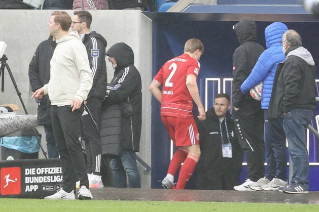 21 02 2026, xtvx, Fußball 2 Bundesliga, SV Darmstadt 98 Fortuna Duesseldorf v l Rote Karte, red card Jesper Daland Fortuna Duesseldorf DFL DFB REGULATIONS PROHIBIT ANY USE OF PHOTOGRAPHS as IMAGE SEQUENCES and or QUASI VIDEO Darmstadt