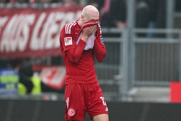 Valgeir Lunddal Fridriksson Fortuna Duesseldorf, 12 is disappointed with the defeat, GER, SV Darmstadt 98 vs Fortuna Düsseldorf, Football, 2 Bundesliga, Matchday 23, Matchday 2025 2026, 21 02 2026 DFL regulations prohibit any use of photographs as image sequences and or quasi video GER, SV Darmstadt 98 vs Fortuna Düsseldorf, Football, 2 Bundesliga, Matchday 23, Matchday 2025 2026, 21 02 2026 Darmstadt Copyright: xEibner-Pressefoto FlorianxWiegandx EP_FWD