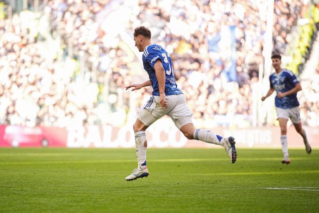 ComoÕs Mergim Voivode celebrates after scoring goal for his team during the Serie A soccer match between Juventus and Como at the Allianz Stadium in Turin, north west Italy - Saturday, February 21, 2026. - Soccer .  Copyright: xMarcoxAlpozzi LaPressex