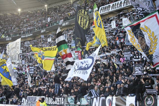 CALCIO - Serie A - Juventus FC vs Como 1907 Juventus FC fans during the Italian Serie A, 2025 2026 season, football match between Juventus FC and Como 1907 on 21 February 2026 at Allianz Stadium, Turin, Italy. Photo Nderim Kaceli Turin Italy  Copyright: xIPAxSport ABACAx