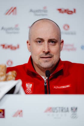 OLYMPICS - Winter Olympic Games, Olympische Spiele, Olympia, OS Milano Cortina 2026 CORTINA D AMPEZZO,ITALY,21.FEB.26 - OLYMPICS - Winter Olympic Games Milano Cortina 2026, Austria House, media event, media talk, Olympia Bilanz. Image shows general secretary Florian Gosch (OEOC) during an interview.  GEPAxpictures xAlexanderxSolc