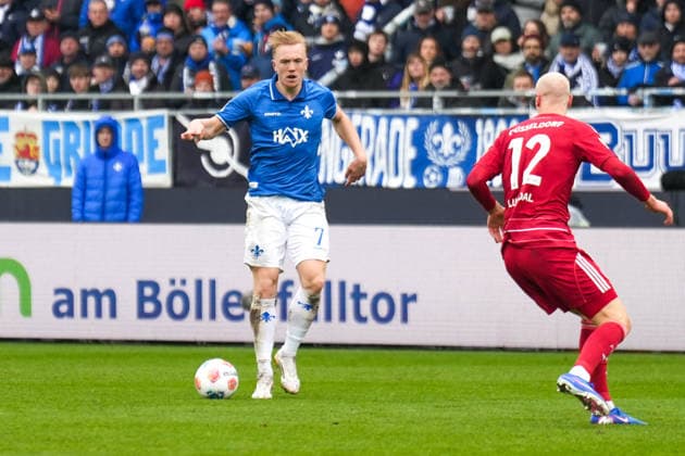 2 Bundesliga SV Darmstadt 98 vs Fortuna Düsseldorf, Merck Stadion am Böllenfalltor, 21 02 2026 On the ball Isac Lidberg SV Darmstadt 98, 7 2 Bundesliga SV Darmstadt 98 vs Fortuna Düsseldorf, Merck Stadion am Böllenfalltor, 21 02 2026 DFB DFL REGULATIONS PROHIBIT ANY USE OF PHOTOGRAPHS AS IMAGE SEQUENCES AND OR QUASI VIDEO Copyright: xBEAUTILUSxSPORTS Hillx