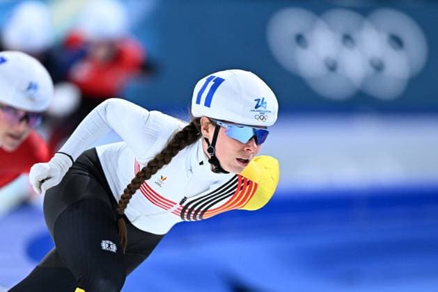 Belgian Sandrine Tas pictured in action during the semifinals of the mass start women Speed skating, Eisschnelllauf at the Milano Cortina 2026 Olympic Winter games, Winterspiele,Spiele, Summer games on Saturday 21 February 2026 in Milan, Italy. The XXV Winter Olympics take place from 6 to 22 February 2026 in Italy. JASPERxJACOBS  x164420139x