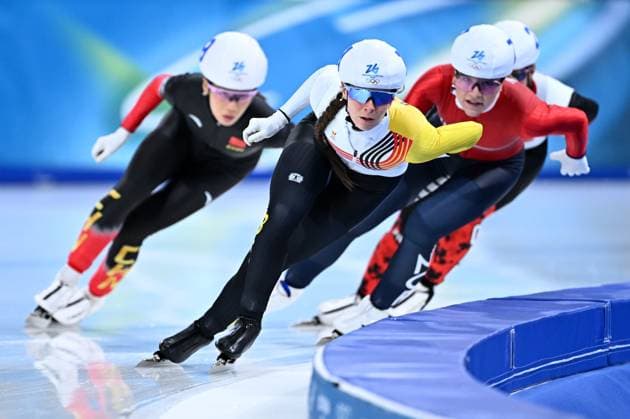 Belgian Sandrine Tas pictured in action during the semifinals of the mass start women Speed skating, Eisschnelllauf at the Milano Cortina 2026 Olympic Winter games, Winterspiele,Spiele, Summer games on Saturday 21 February 2026 in Milan, Italy. The XXV Winter Olympics take place from 6 to 22 February 2026 in Italy. JASPERxJACOBS  x164420276x