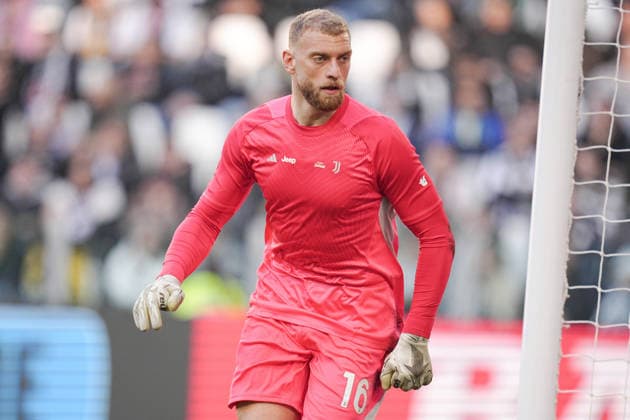 Juventus goalkeeper Michele Di Gregorio during the Serie A soccer match between Juventus and Como at the Allianz Stadium in Turin, north west Italy - Saturday, February 21, 2026. - Soccer .  Copyright: xMarcoxAlpozzi LaPressex