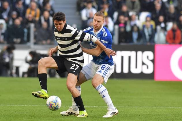 Foto IPP Massimo Rana Torino 21-02-2026 Calcio Campionato di Serie A 2025 2026 Juventus-Como nella foto andrea cambiaso Italy Photo Press - World Copyright italy ITALY  Copyright: xR4924_italyphotopressx