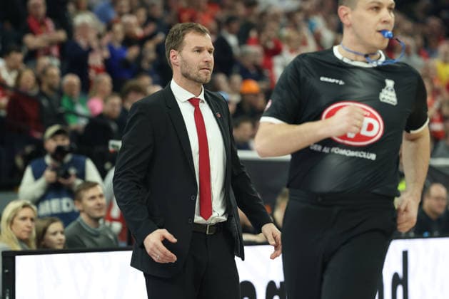 Anton Gavel BMA365 Bamberg Baskets, Head Coach , GER, FC Bayern Basketball vs BMA365 Bamberg Baskets, Basketball, BBL Cup, BMW TOP FOUR, Semi-final, Season 2025 2026, 21 02 2026, GER, FC Bayern Basketball vs BMA365 Bamberg Baskets, Basketball, BBL Cup, BMW TOP FOUR, Semi-final, Season 2025 2026, 21 02 2026 Munich Copyright: xEibner-Pressefoto JennixMaulx EP_JML