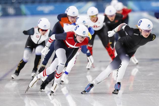 MILAN , 21-02-2026 , Milano Speed skating, Eisschnelllauf Stadium , Olympic Winter games, Winterspiele,Spiele, Summer games 2026 - Speed Skating mass start ladies semifinals, Picture shows Jeannine Rosner Maira Jasch Olympic Winter Games 2026 - Speed Skating mass start  x201784118x Copyright: