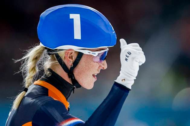 Marijke Groenewoud of the Netherlands celebrates after Women s Mass Start Semifinals, Milano Cortina 2026 Winter Olympics: Day 15, Speed skating, Eisschnelllauf - Milano Cortina 2026 Winter Olympics: Day 15, Milano Speed Skating Stadium, February 21, 2026, Milan, Italy.