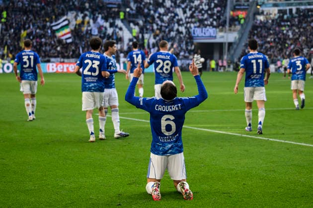 Juventus FC v Como 1907 - Serie A Maxence Caqueret of Como 1907 celebrates after scoring a goal during the Serie A football match between Juventus FC v Como 1907. Milan Italy Copyright: xNicolòxCampox