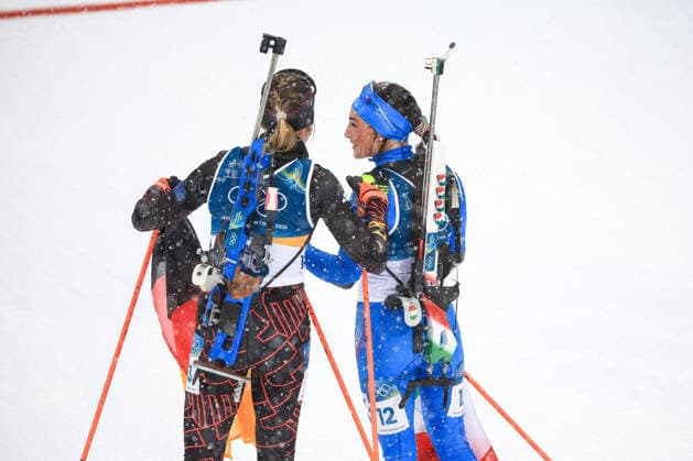 GIOCHI OLIMPICI - Olimpiadi Invernali Milano-Cortina 2026 - Biathlon Women s 12.5km Mass Start Franziska Preuss (GER) and Dorothea Wierer (ITA) together for the last race in carrer at the end of the Olympic Winter games, Winterspiele,Spiele, Summer games Milano-Cortina 2026, Biathlon Women s 12.5km Mass Start on February 21, 2026 at Antholz-Anterselva Biathlon Arena in Anterselva, Italy Cortina D Ampezzo Italy  Copyright: xIPAxSport ABACAx