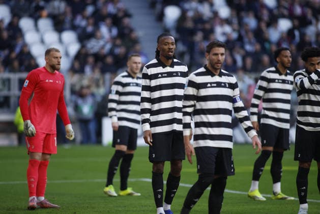 CALCIO - Serie A - Juventus FC vs Como 1907 Khephren Thuram of Juventus FC during the Italian Serie A, 2025 2026 season, football match between Juventus FC and Como 1907 on 21 February 2026 at Allianz Stadium, Turin, Italy. Photo Nderim Kaceli Turin Italy  Copyright: xIPAxSport ABACAx