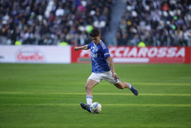 CALCIO - Serie A - Juventus FC vs Como 1907 Alex Valle of Como 1907 during the Italian Serie A, 2025 2026 season, football match between Juventus FC and Como 1907 on 21 February 2026 at Allianz Stadium, Turin, Italy. Photo Nderim Kaceli Turin Italy  Copyright: xIPAxSport ABACAx